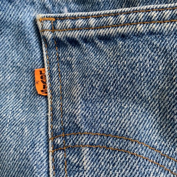 Vintage Orange Tab Light Wash Levi's Perfectly Worn In Jeans - Picture 16 of 16